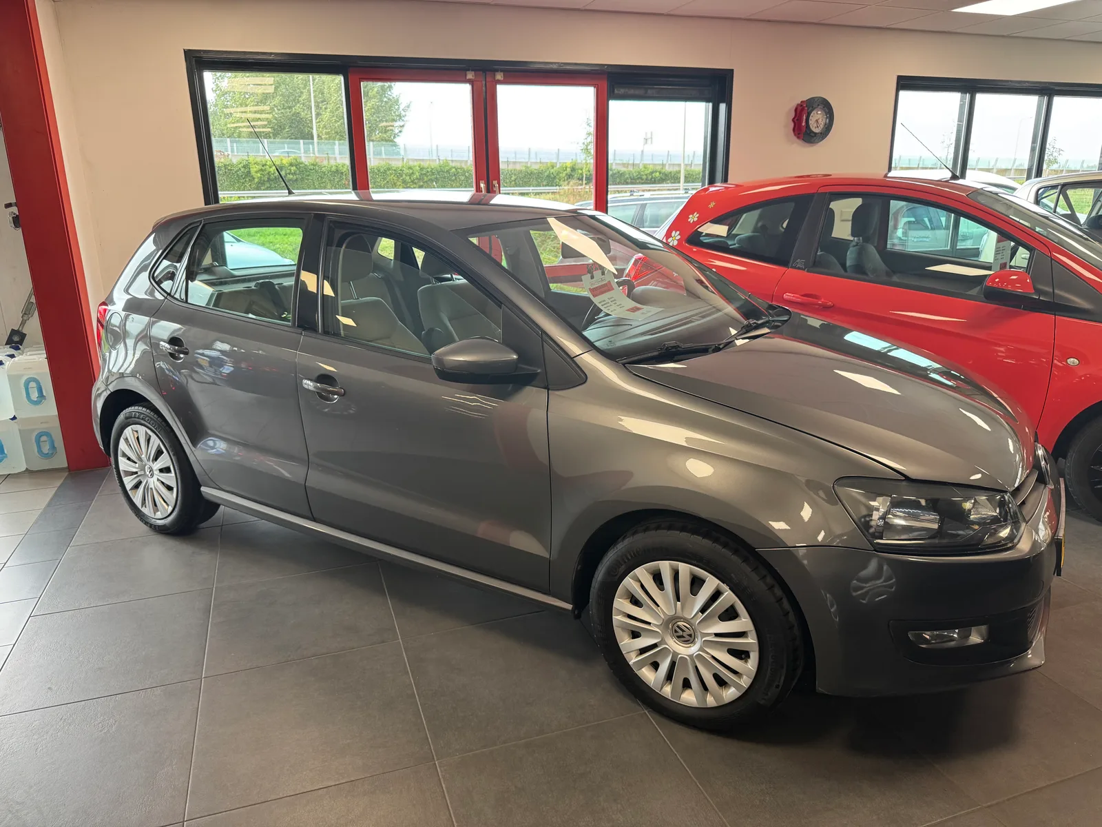 Volkswagen Polo (2009) — foto 1