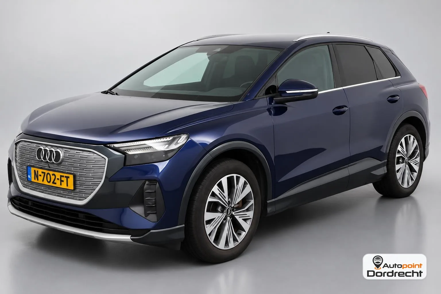 Audi Q4 e-tron (2021) — foto 1