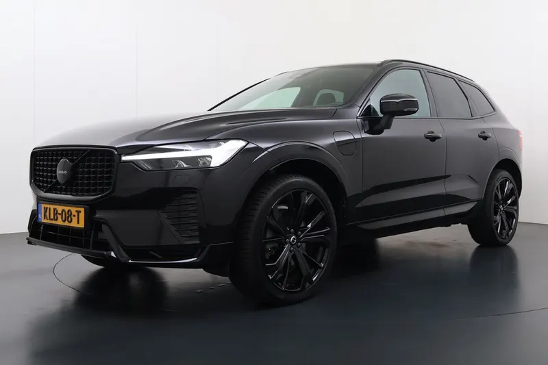 Volvo XC60 (2025)