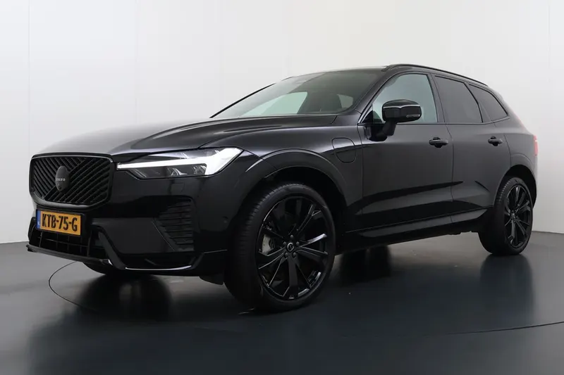 Volvo XC60 (2025)