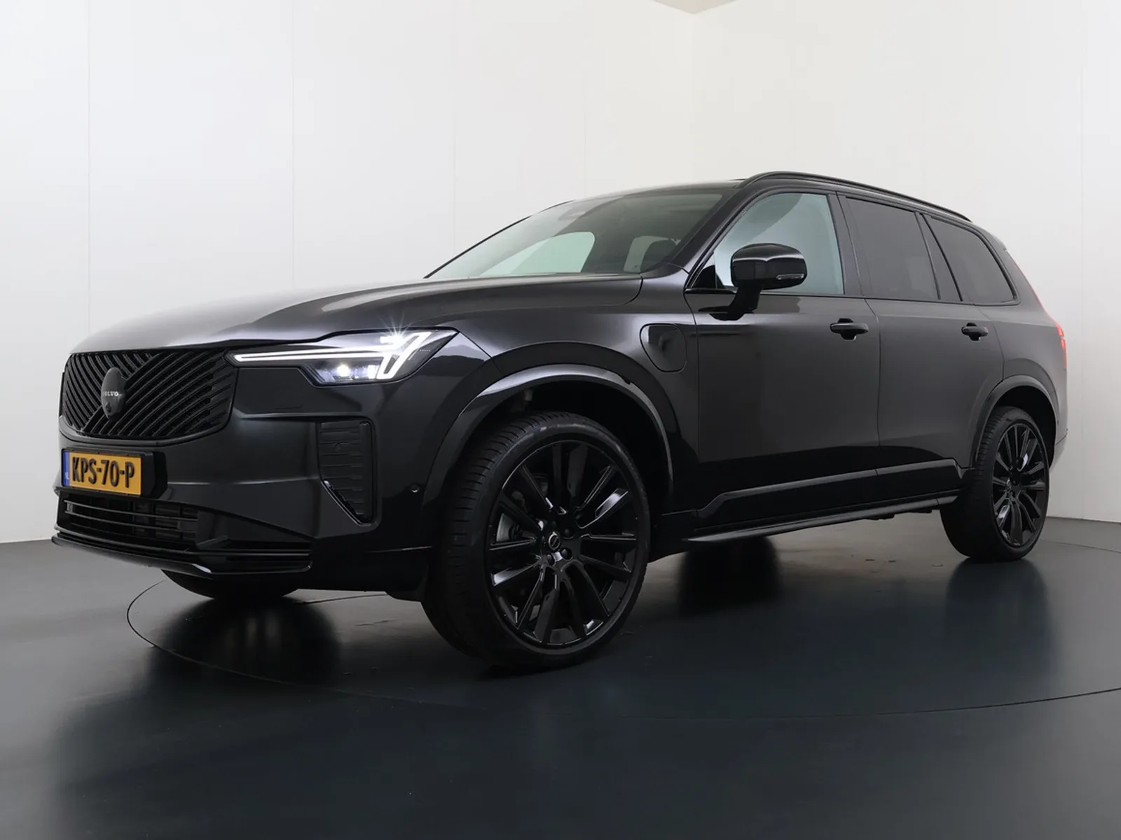 Volvo XC90 (2025) — foto 1