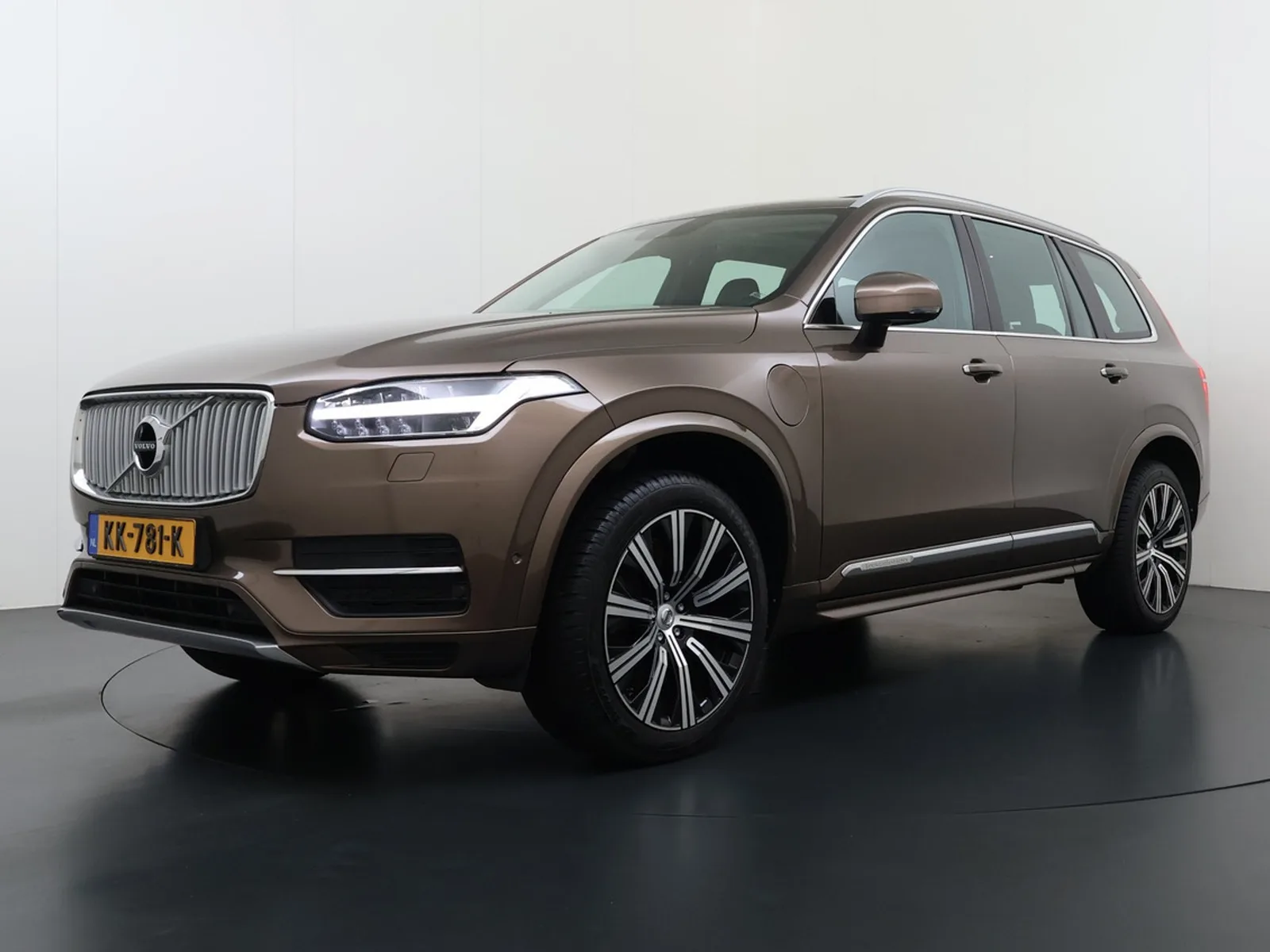 Volvo XC90 (2016) — foto 1