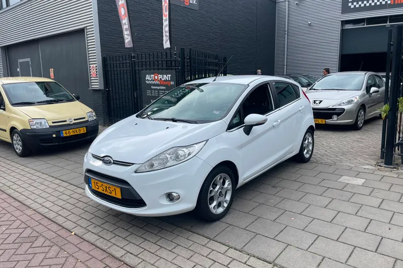 Ford Fiesta (2012)