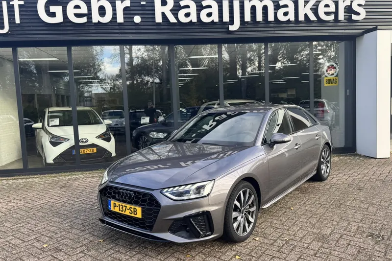 Audi A4 (2022)