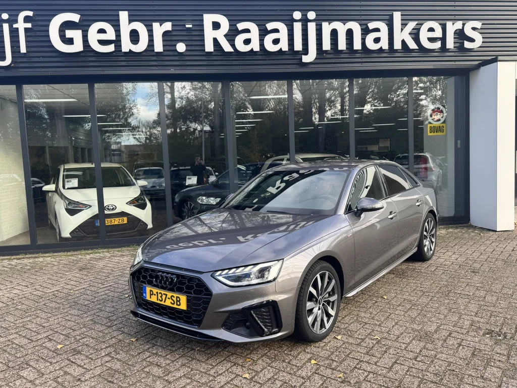 Audi A4 (2022) — foto 1