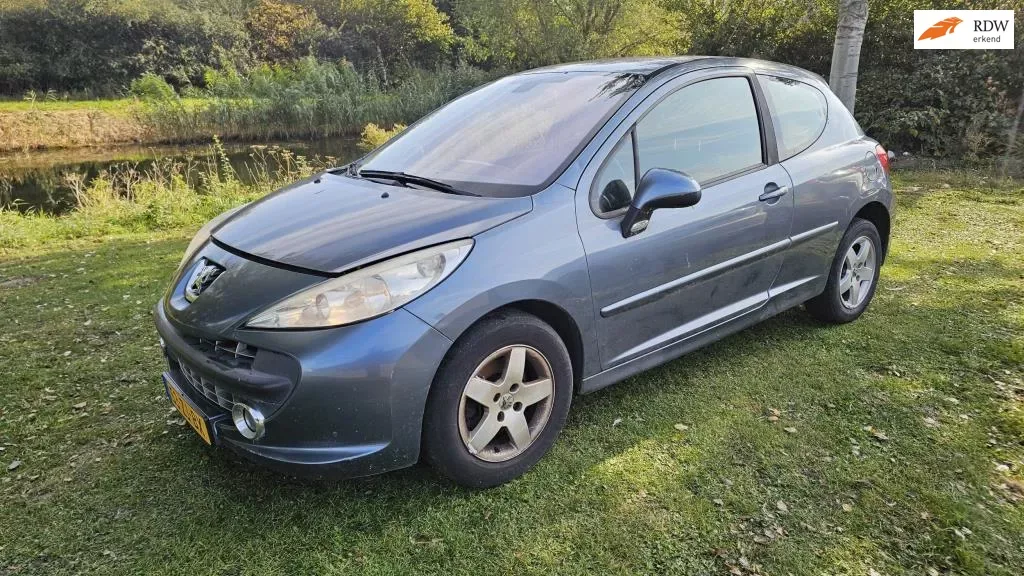 Peugeot 207 (2008) — foto 1