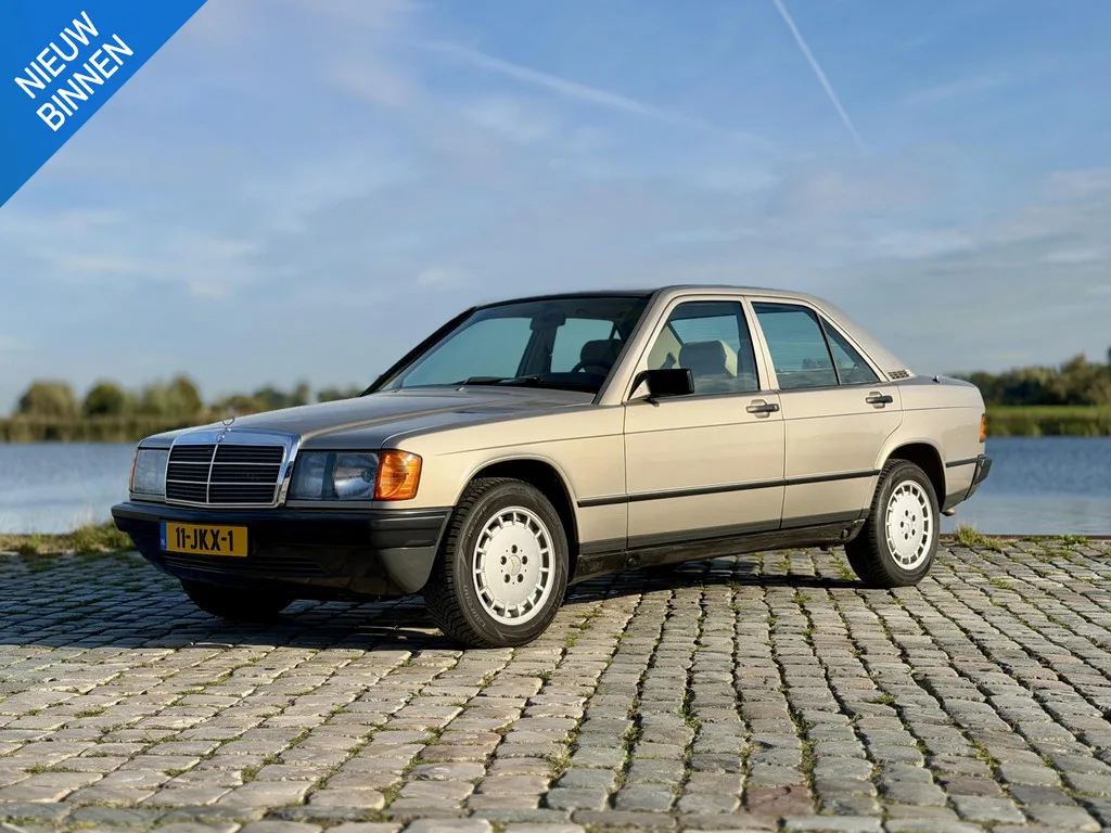 Mercedes-Benz 190-Serie (1986) — foto 1