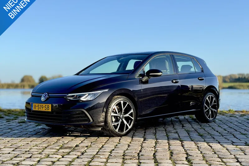 Volkswagen Golf (2022)