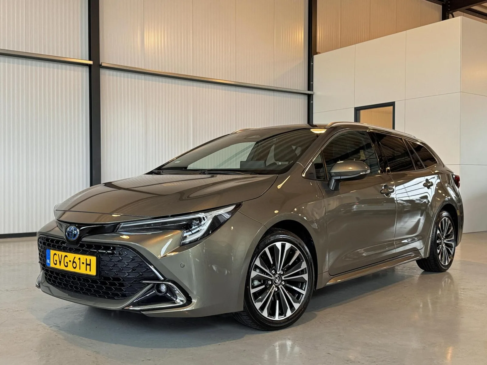 Toyota Corolla (2025) — foto 1