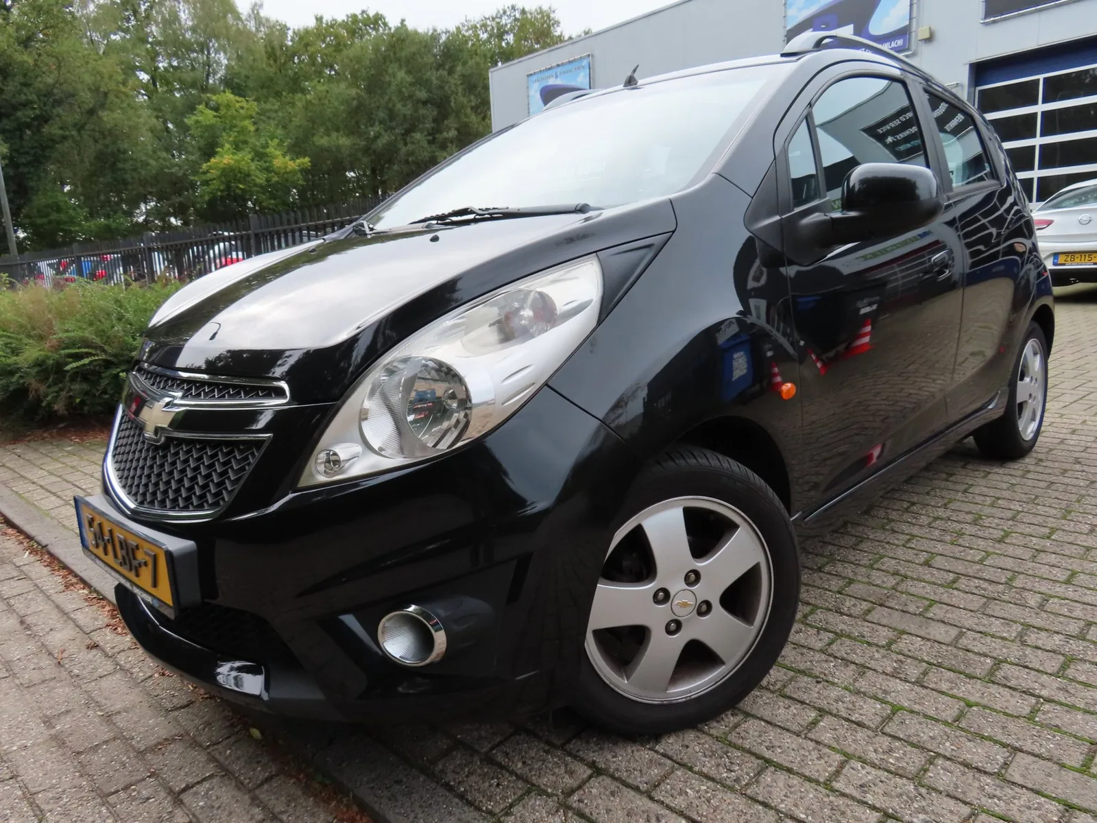 Chevrolet Spark (2010) — foto 1