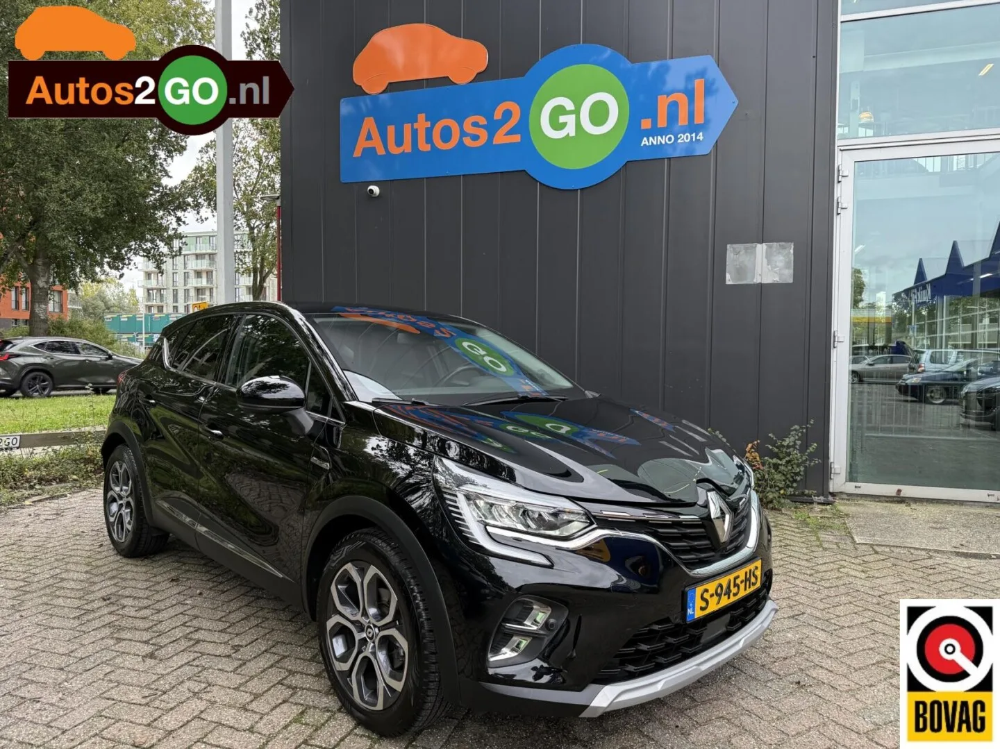 Renault Captur (2023) — foto 1