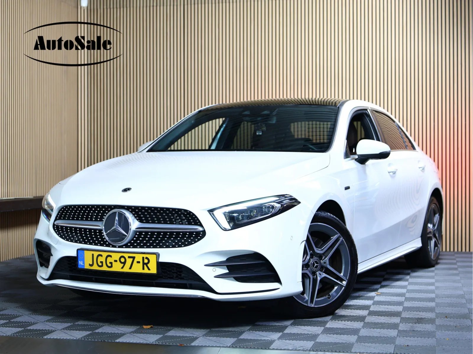 Mercedes-Benz A-Klasse (2020) — foto 1