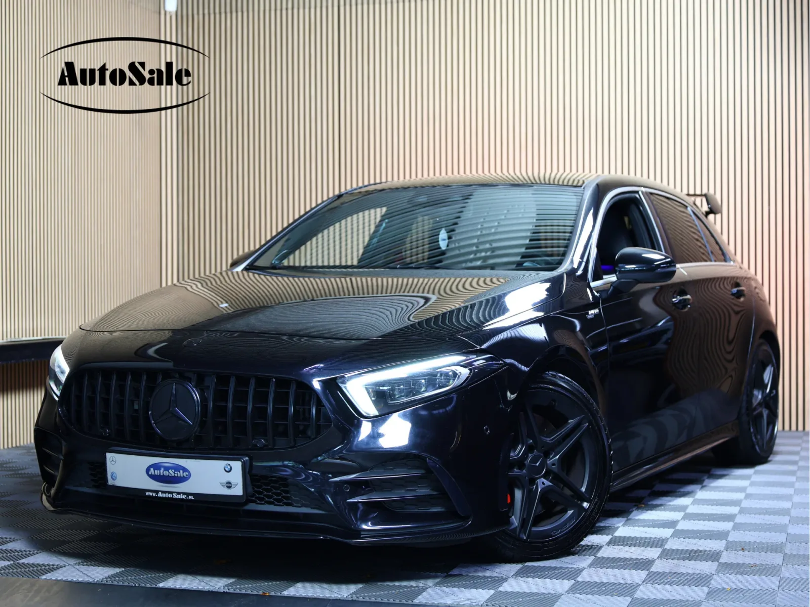 Mercedes-Benz A-Klasse (2019) — foto 1
