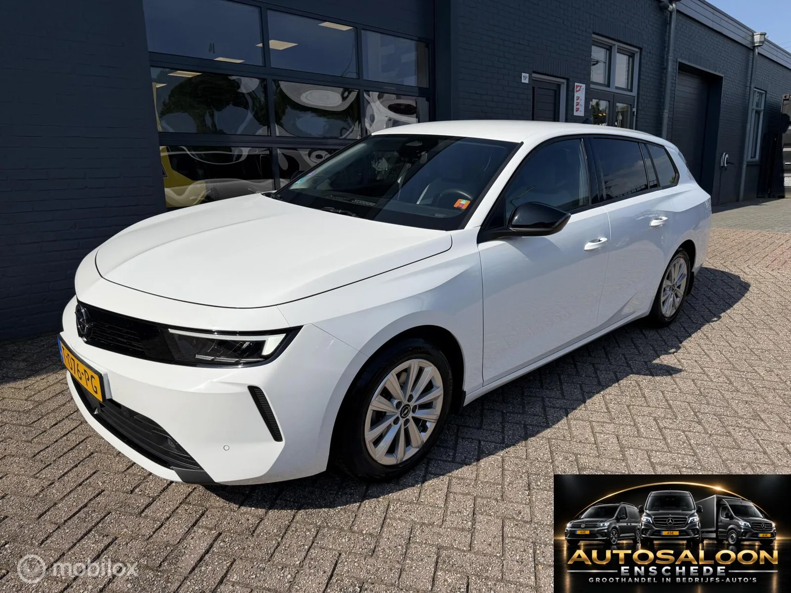 Opel Astra (2023) — foto 1