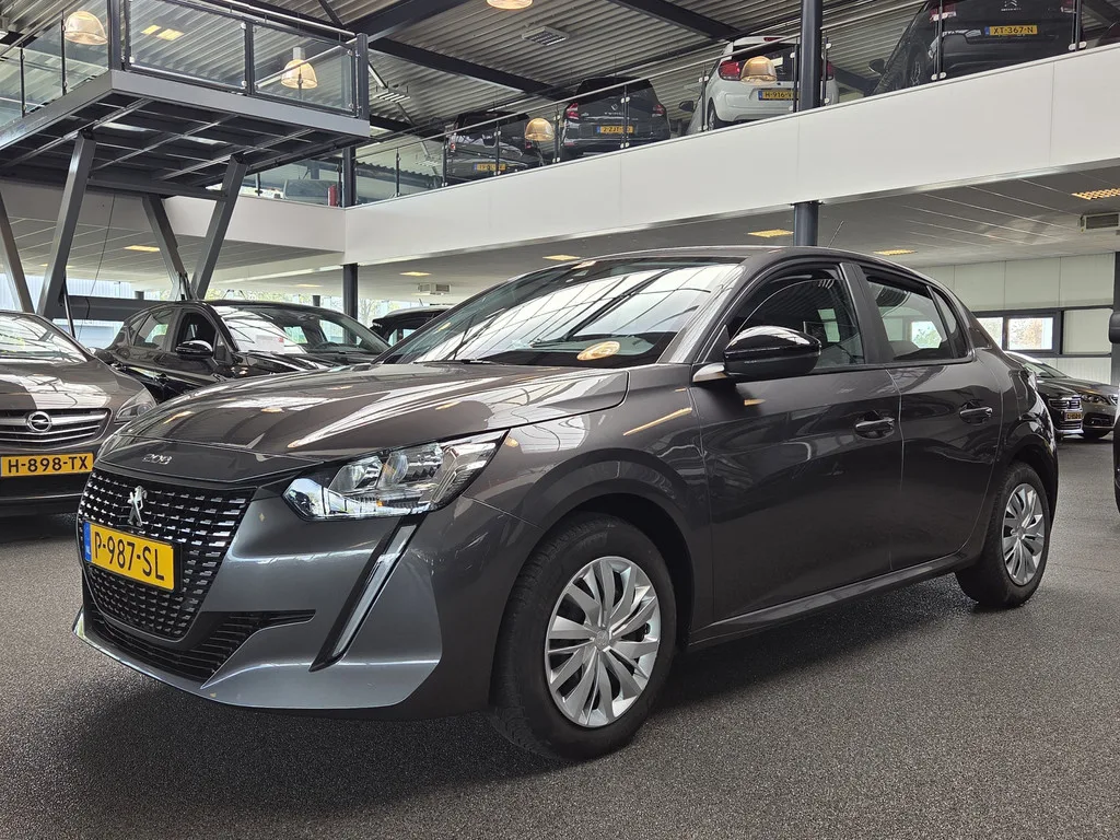 Peugeot 208 (2022) — foto 1