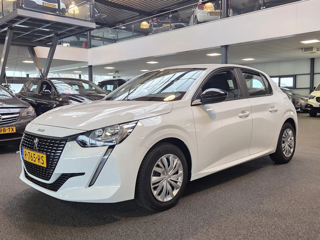 Peugeot 208 (2022) — foto 1