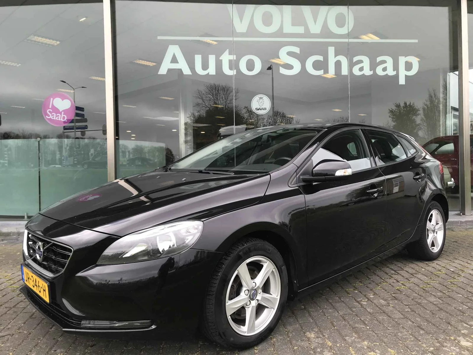 Volvo V40 (2015) — foto 1