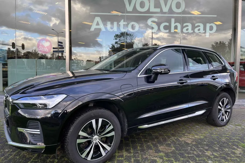 Volvo XC60 (2023)