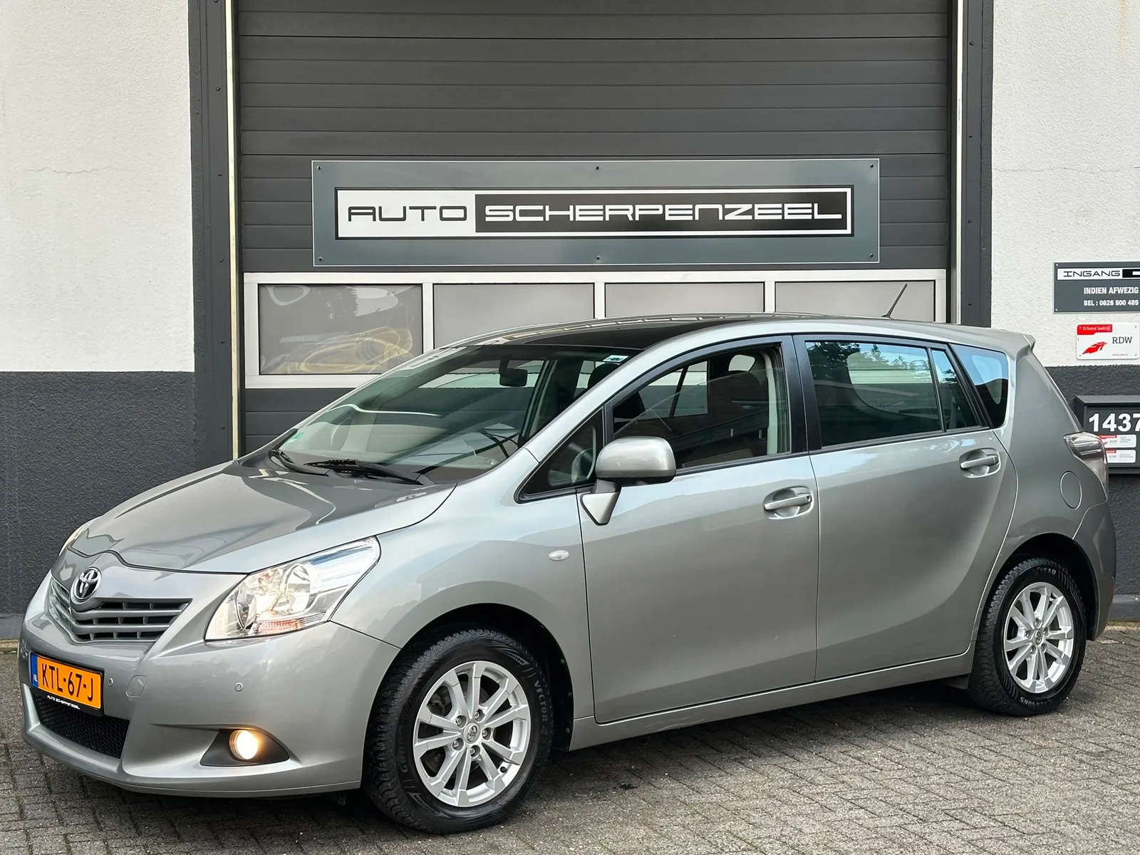 Toyota Verso (2011) — foto 1