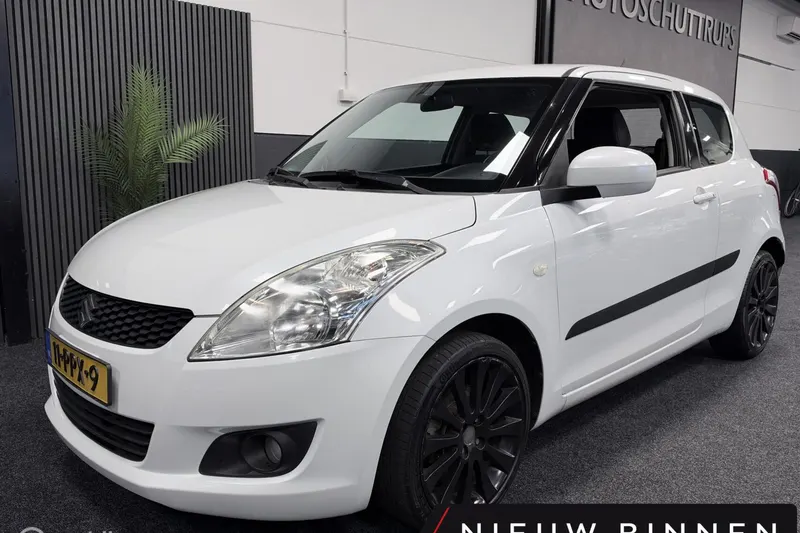 Suzuki Swift (2011)