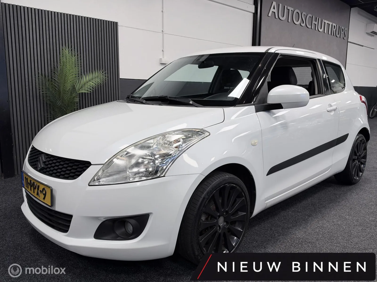 Suzuki Swift (2011) — foto 1