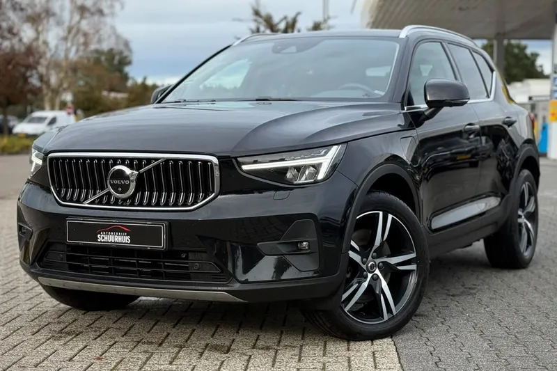 Volvo XC40 (2023)