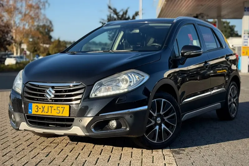 Suzuki SX4 S-Cross (2014)