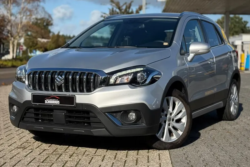 Suzuki S-Cross (2020)