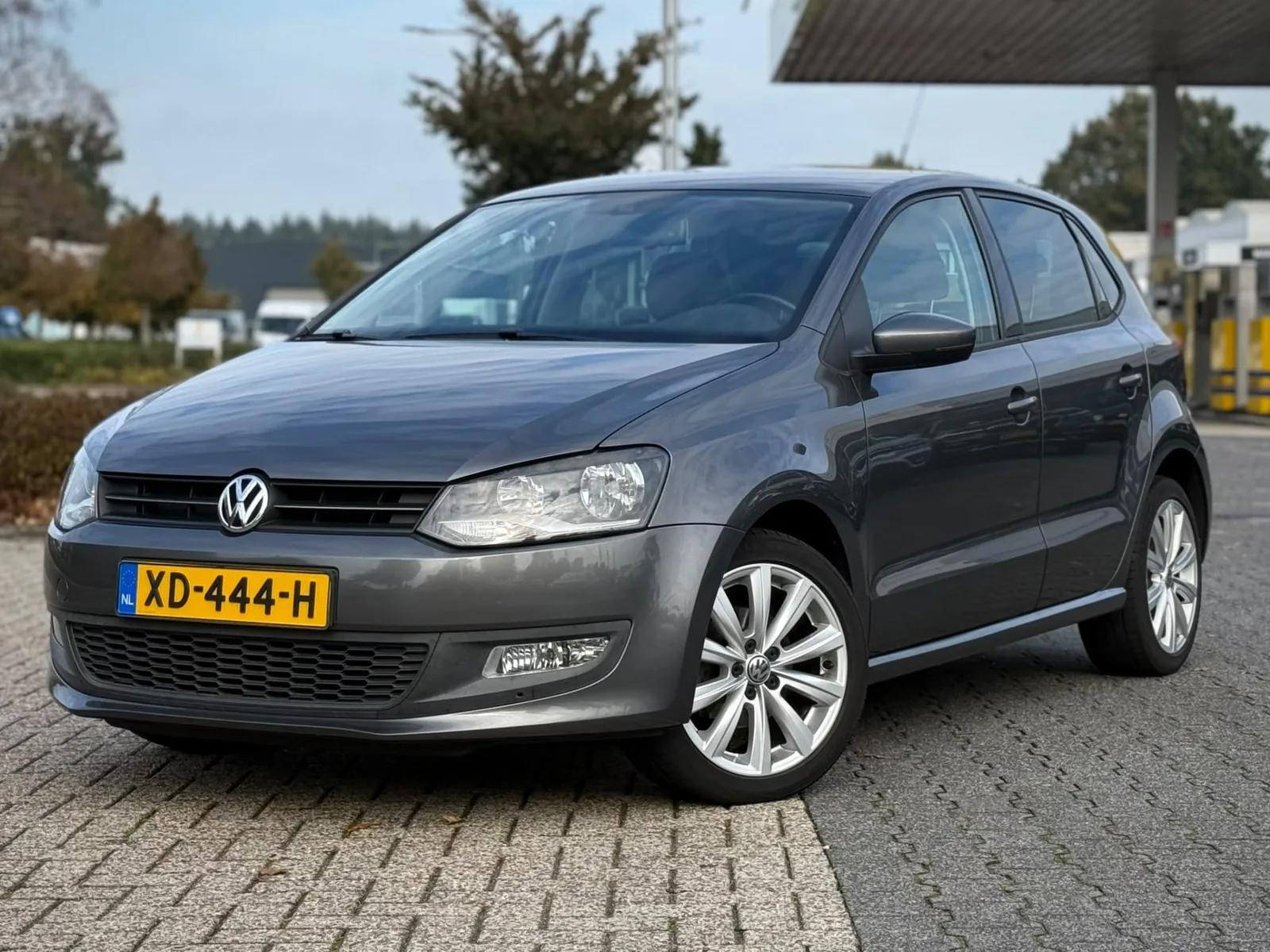 Volkswagen Polo (2011) — foto 1