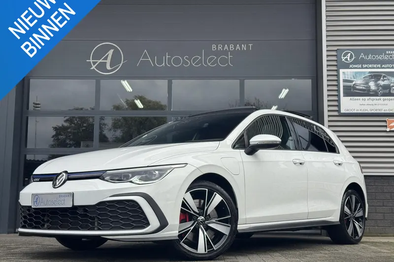 Volkswagen Golf (2021)