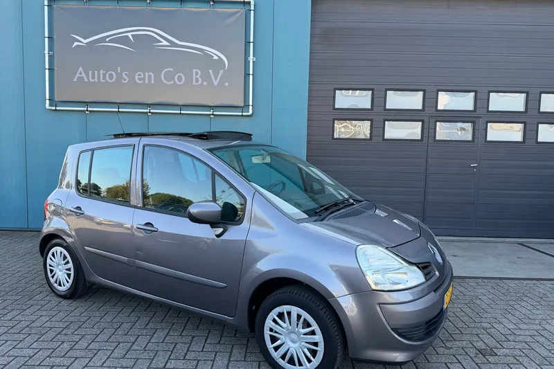 Renault Modus (2011)