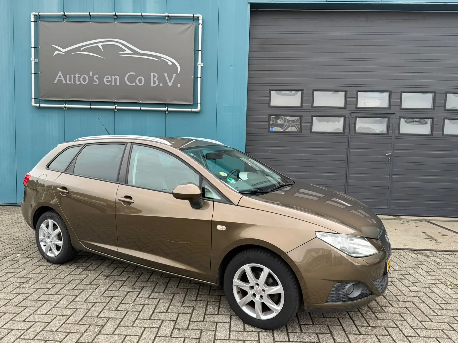 SEAT Ibiza (2011) — foto 1
