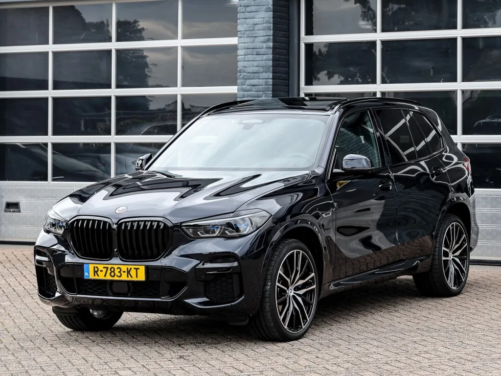 BMW X5 (2022) — foto 1