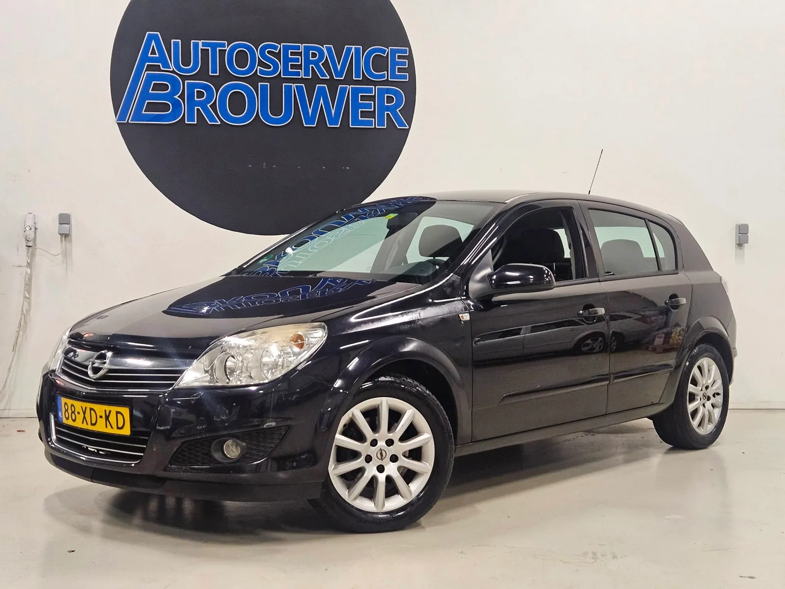 Opel Astra (2007) — foto 1