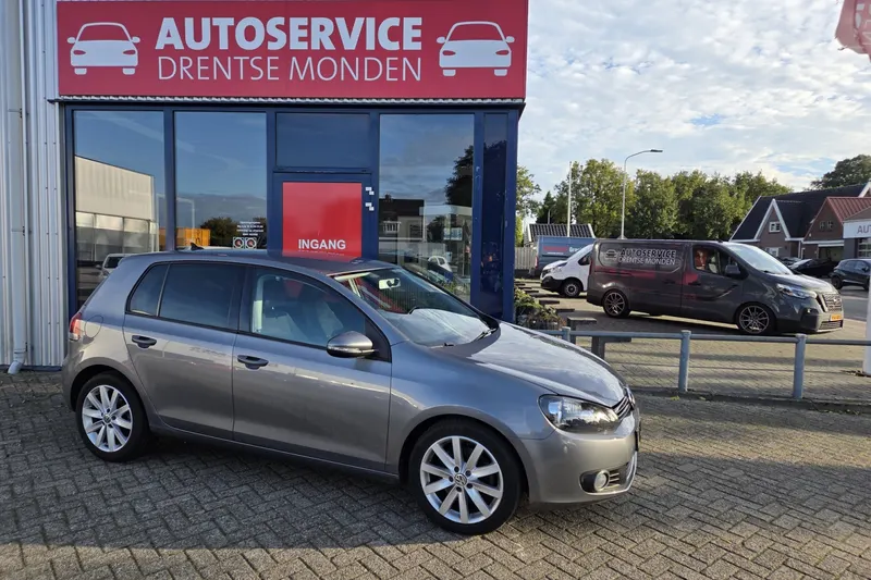 Volkswagen Golf (2009)