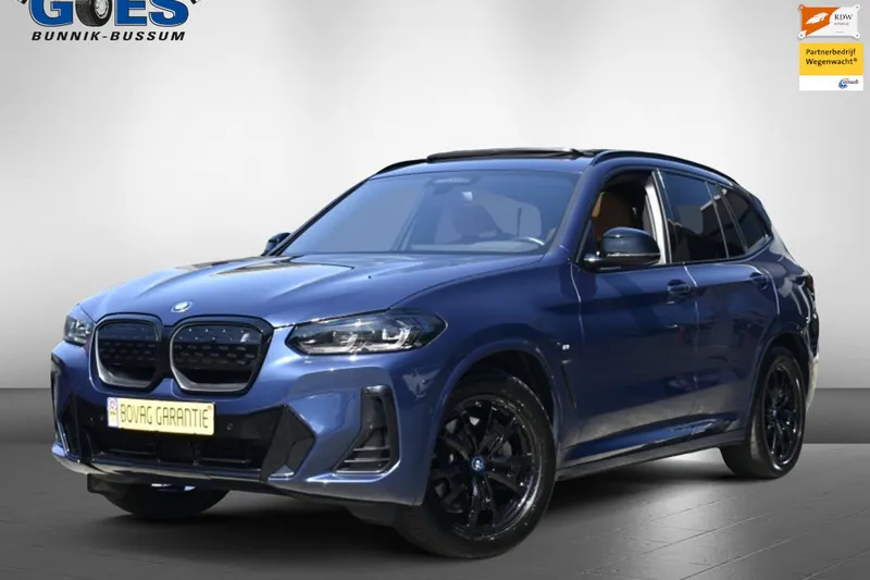 BMW iX3 (2023)
