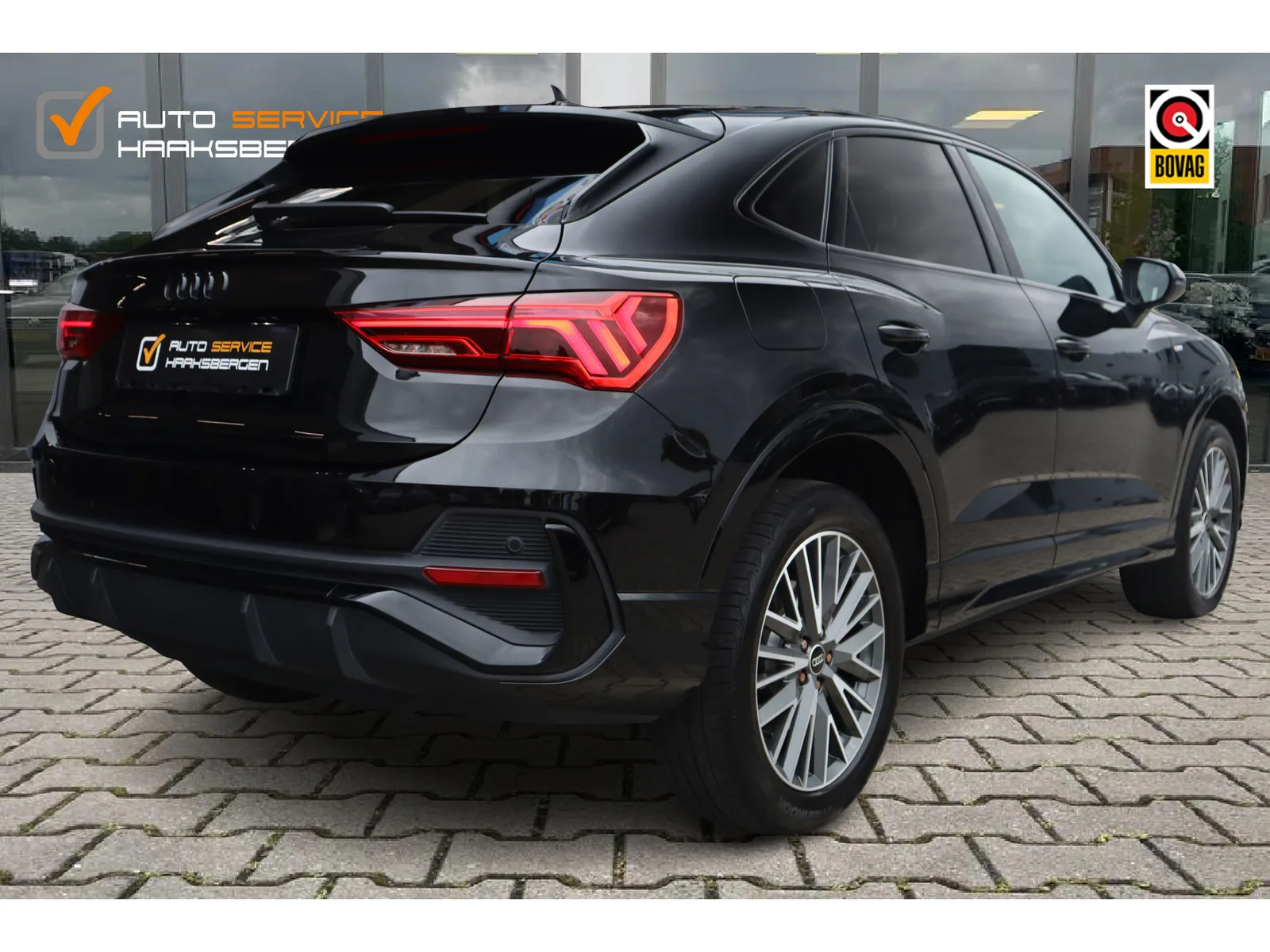 Audi Q3 Sportback (2023) — foto 1