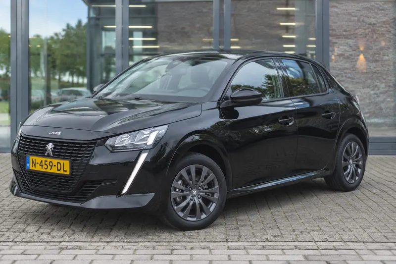 Peugeot e-208 (2021)