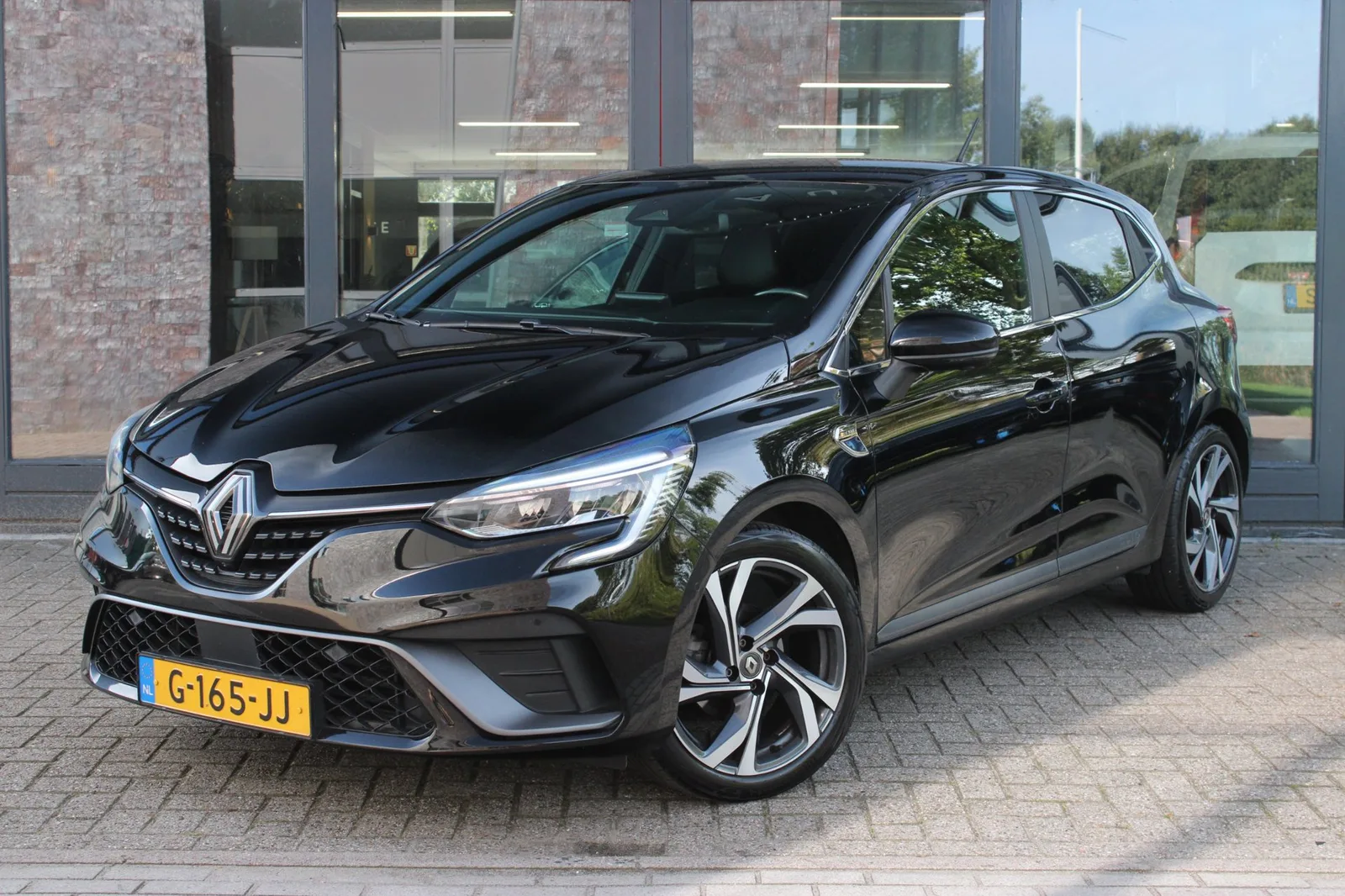 Renault Clio (2019) — foto 1