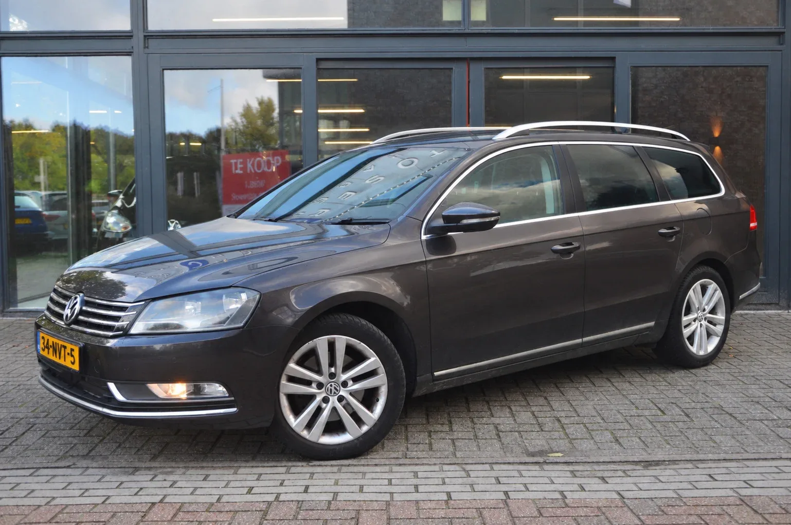 Volkswagen Passat (2011) — foto 1