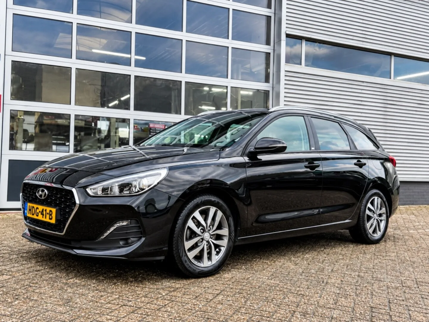 Hyundai i30 (2019) — foto 1