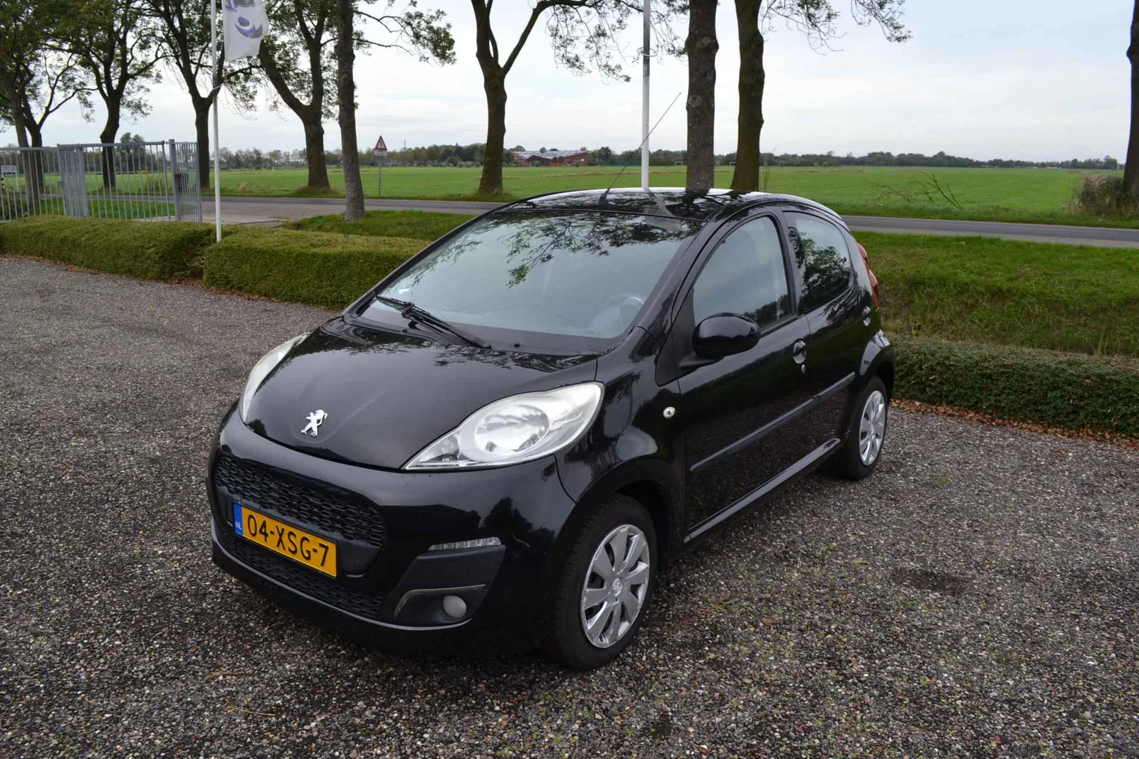 Peugeot 107 (2012) — foto 1