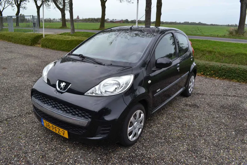 Peugeot 107 (2011)