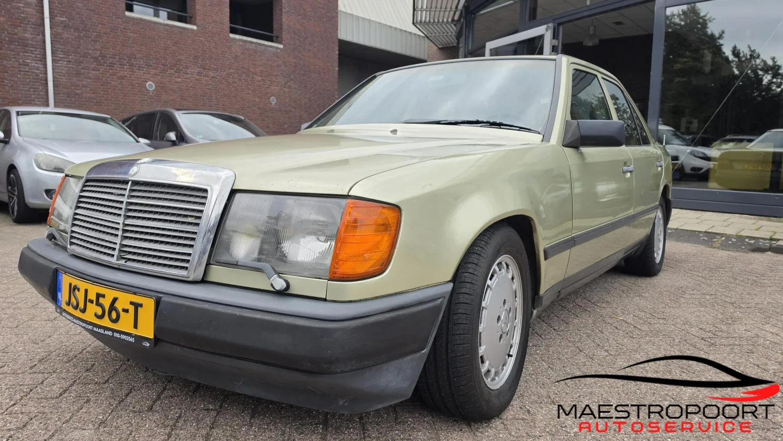 Mercedes-Benz 300-Serie (1986) — foto 1