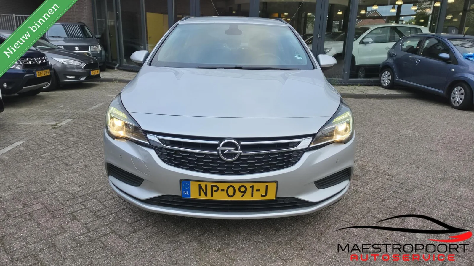 Opel Astra (2017) — foto 1