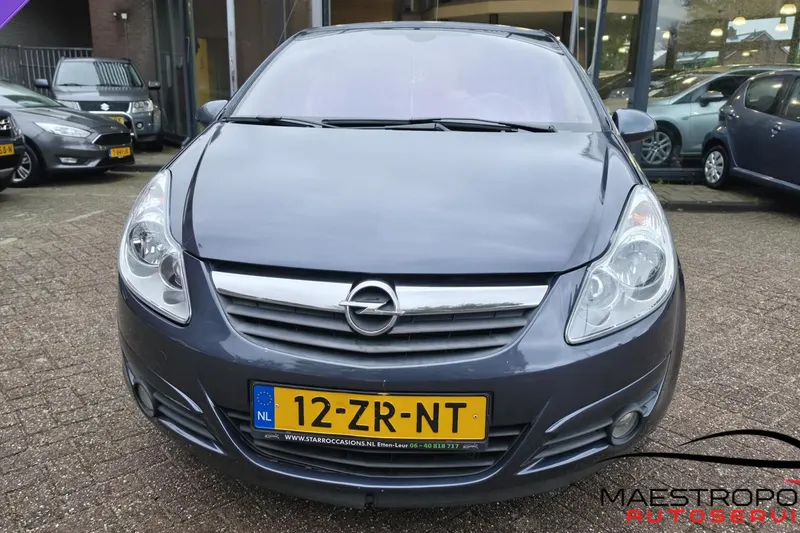 Opel Corsa (2008)
