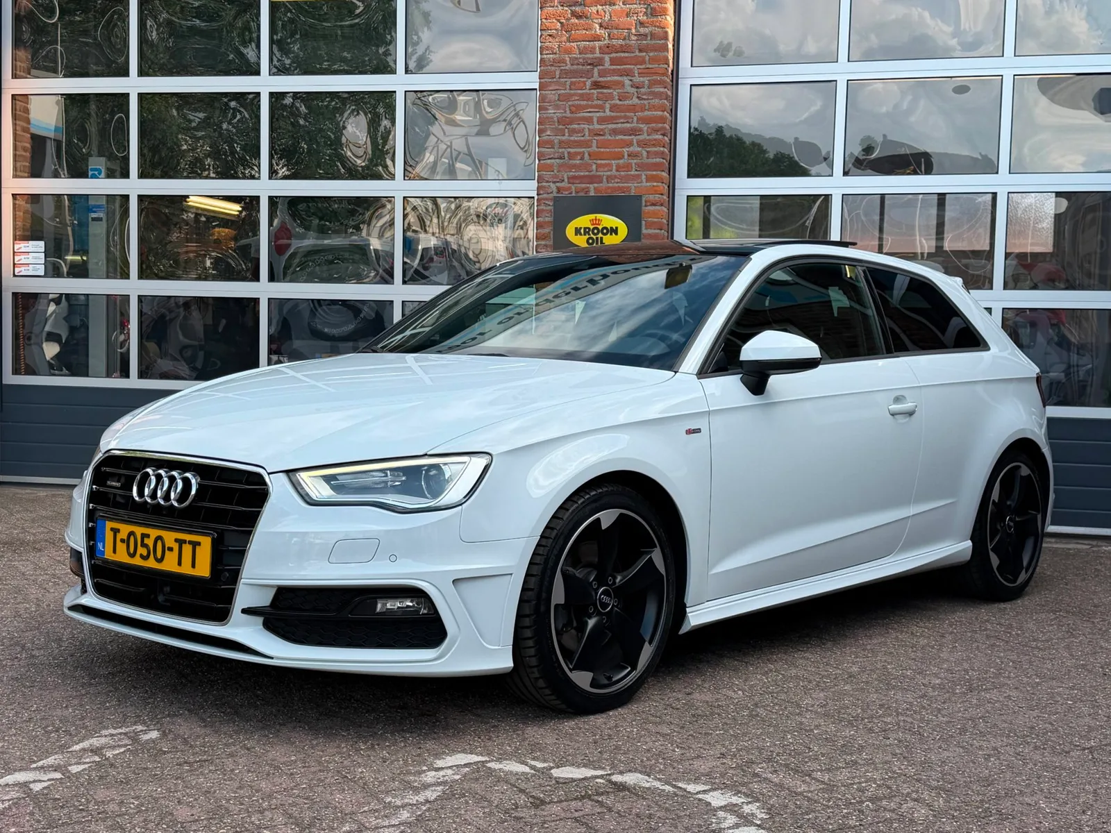 Audi A3 (2015) — foto 1