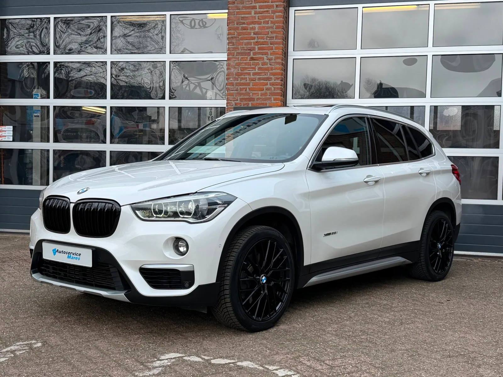 BMW X1 (2017) — foto 1