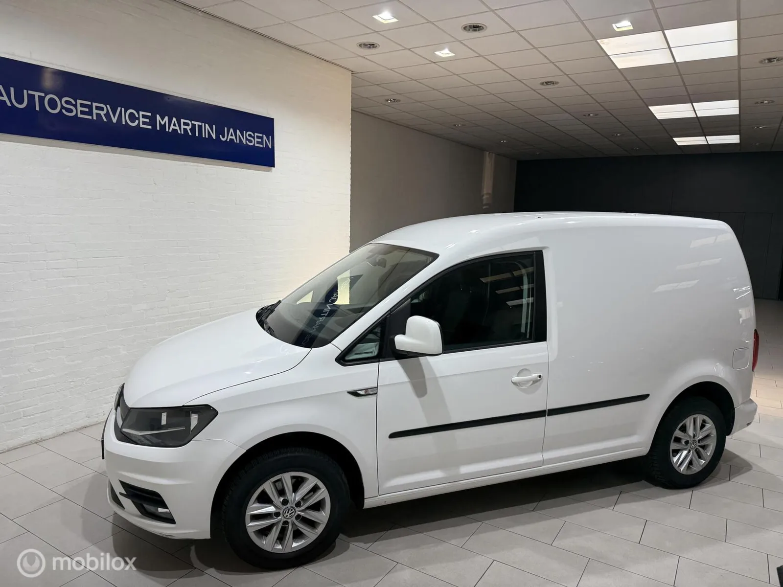 Volkswagen Caddy (2016) — foto 1