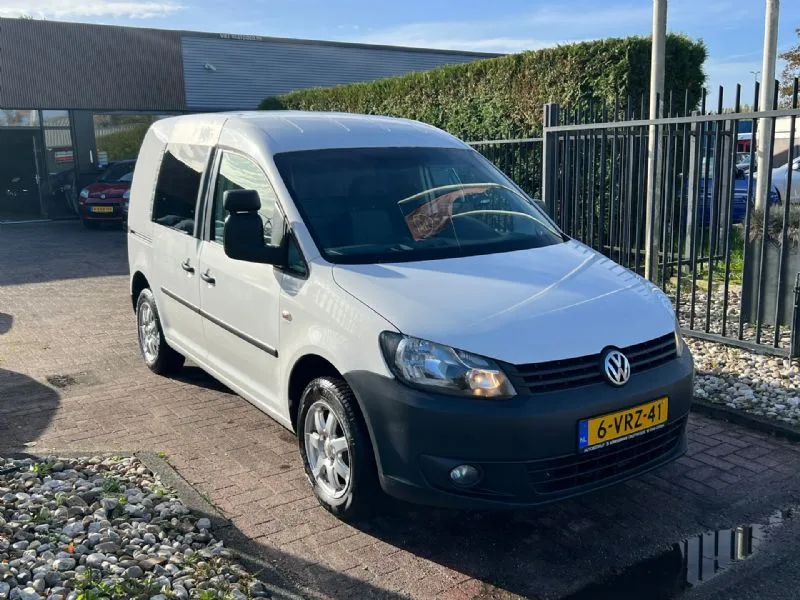 Volkswagen Caddy (2011) — foto 1